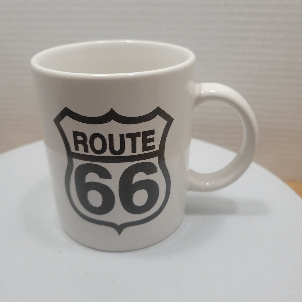 Route US 66 Ceramic White Coffee Mug